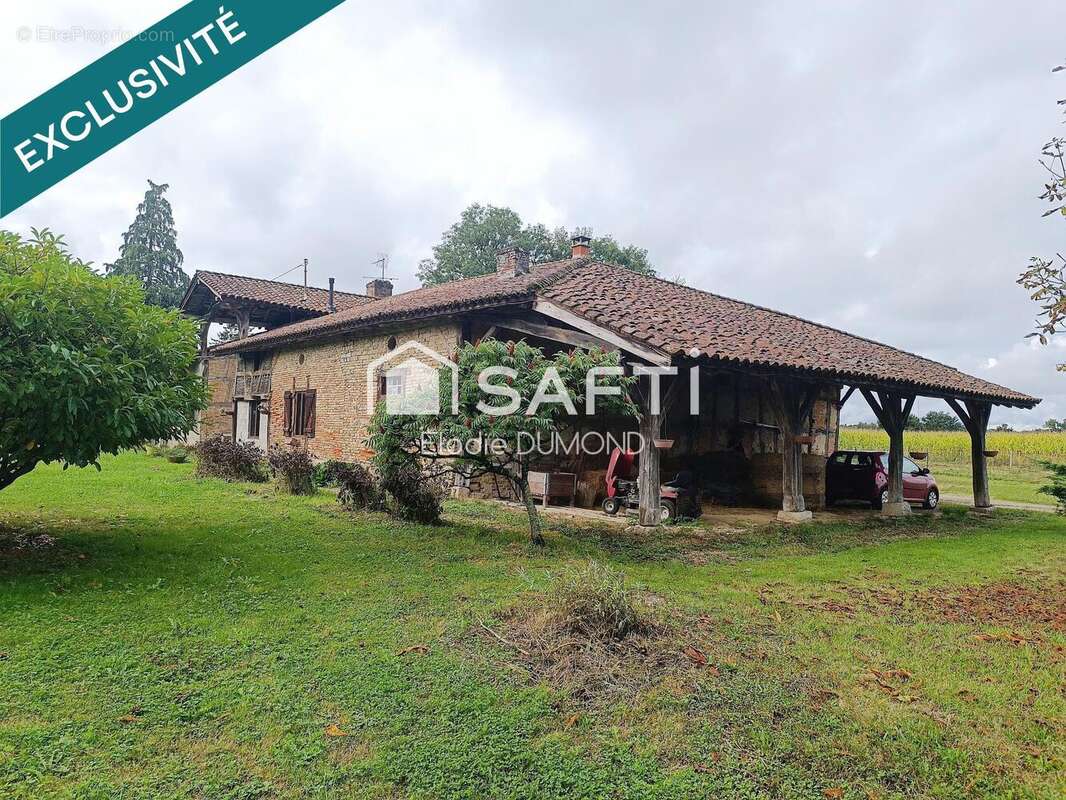 Photo 3 - Maison à SAINT-ETIENNE-DU-BOIS