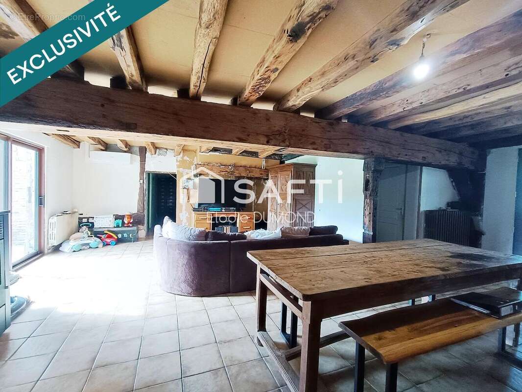 Photo 7 - Maison à SAINT-ETIENNE-DU-BOIS