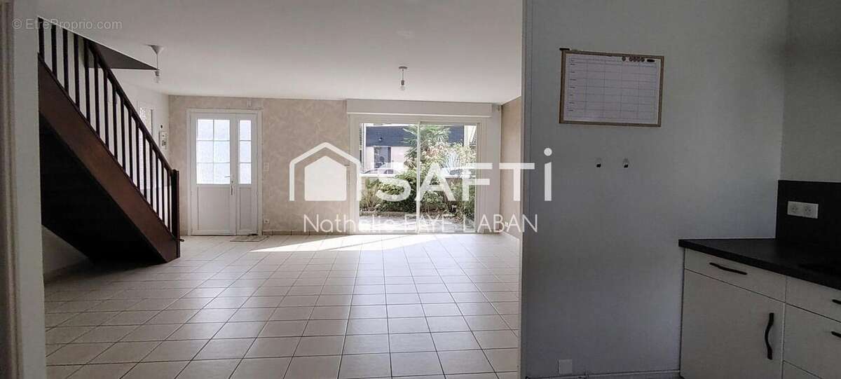 Photo 2 - Maison à CHATELLERAULT