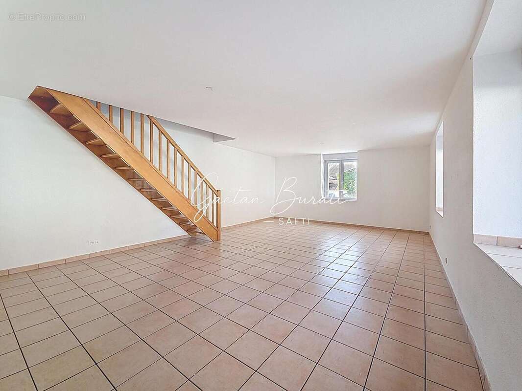 Photo 2 - Maison à VERDUN