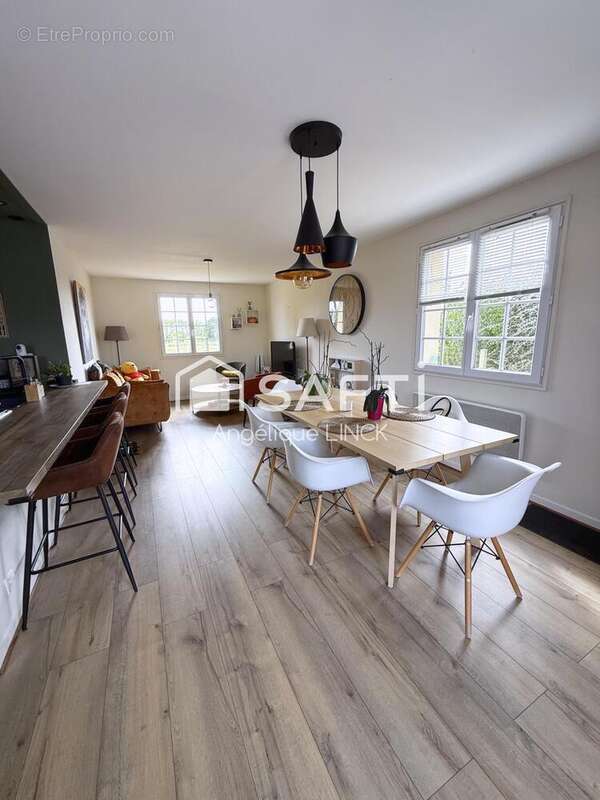 Photo 2 - Maison à EPAIGNES