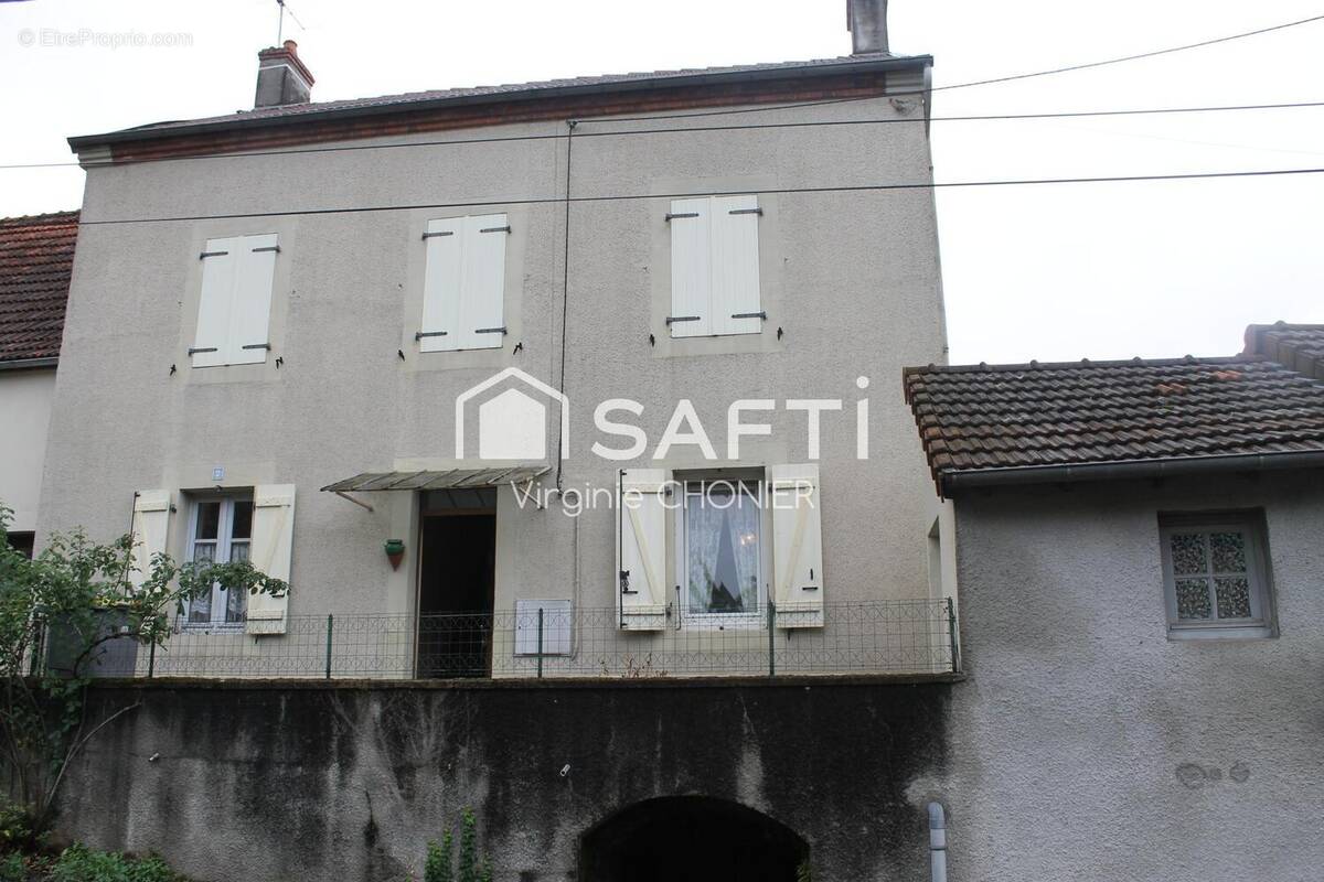 Photo 1 - Maison à SAINT-GERMAIN-DES-FOSSES