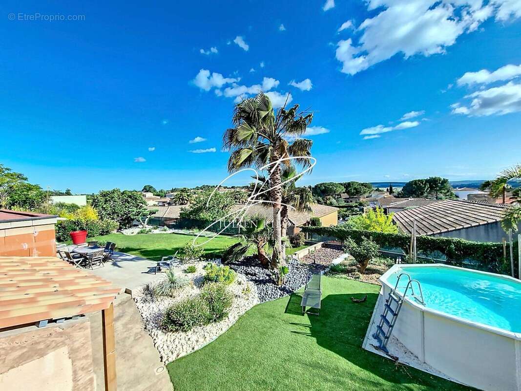 Photo 2 - Maison à LESPIGNAN