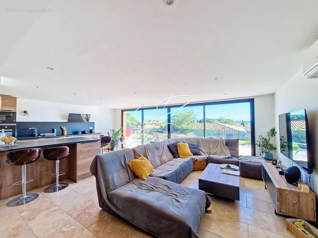 Photo 6 - Maison à LESPIGNAN