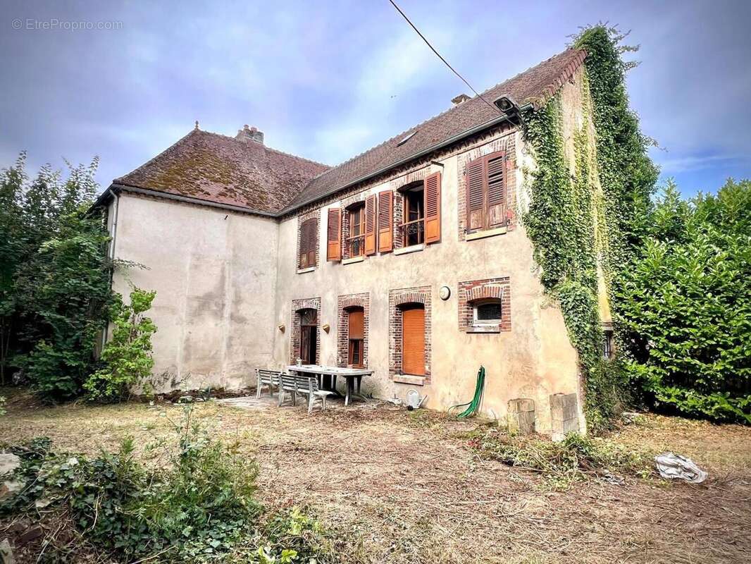 Photo 2 - Maison à RIGNY-LE-FERRON