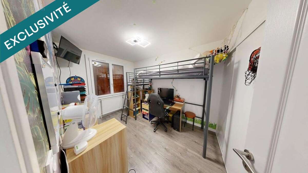 Photo 5 - Appartement à CHATEAU-ARNOUX-SAINT-AUBAN