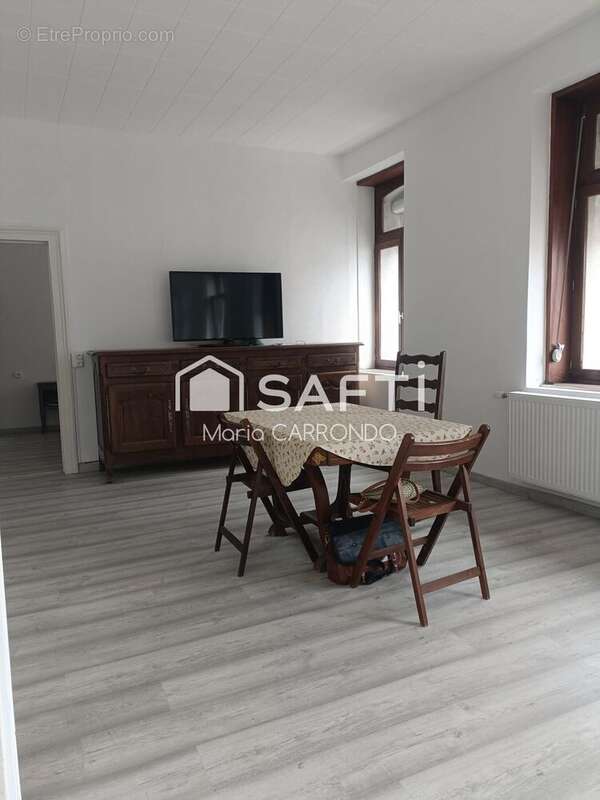 Photo 2 - Maison à CURGIES