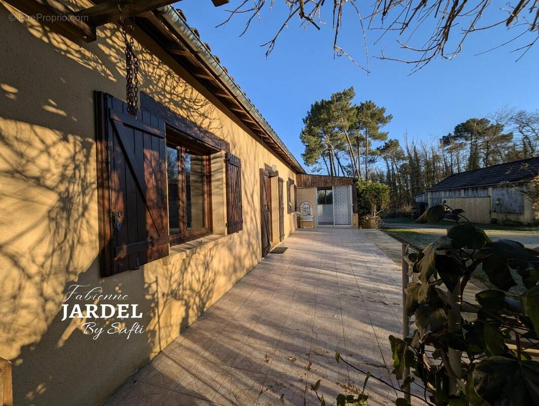 Photo 1 - Maison à SAINT-ANDRE-D&#039;ALLAS