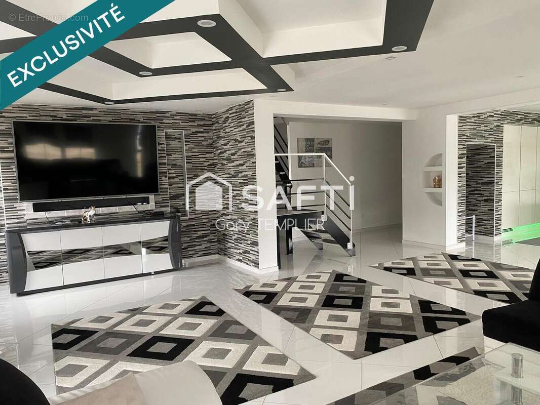 Photo 2 - Maison à DENAIN