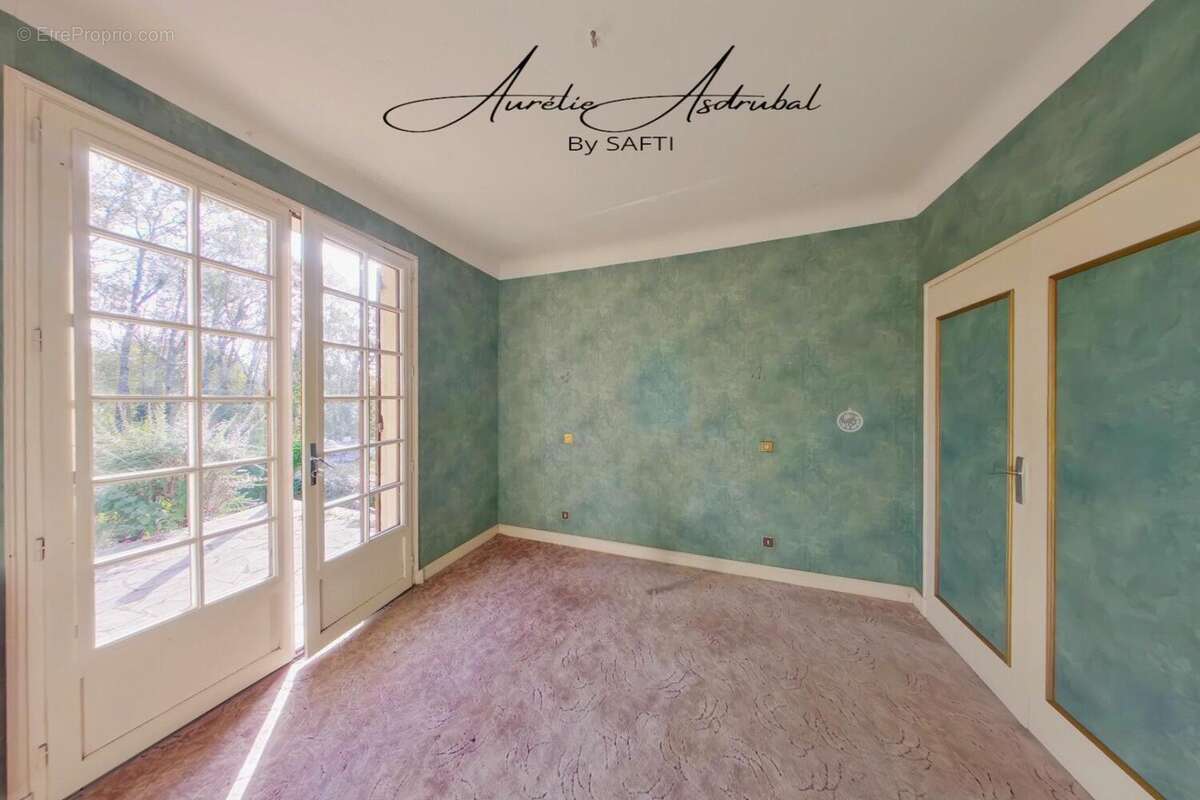 Photo 6 - Maison à COUZE-ET-SAINT-FRONT