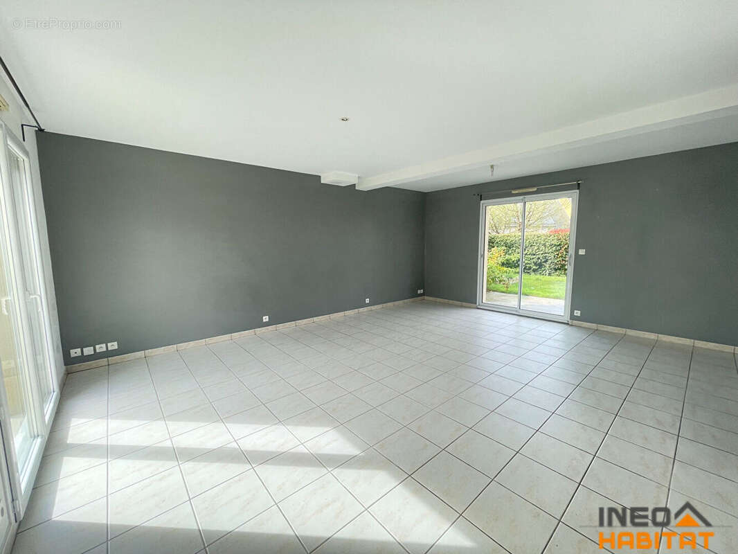 Maison à LA MEZIERE