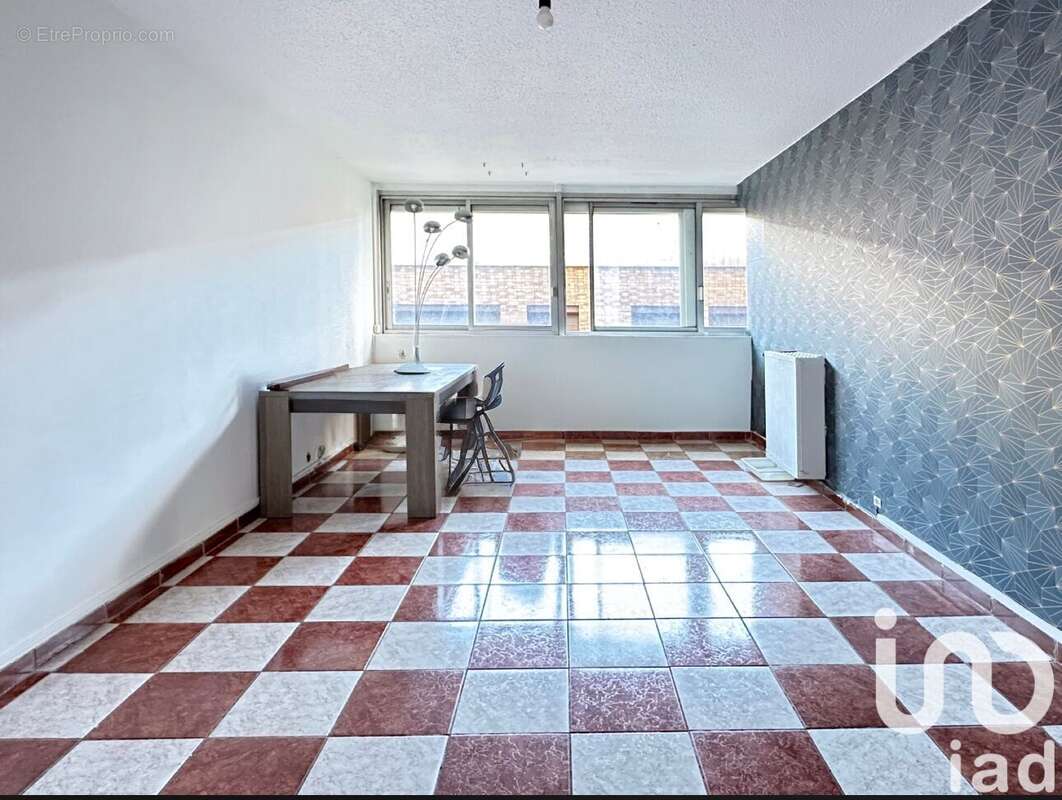 Photo 2 - Appartement à VITRY-SUR-SEINE