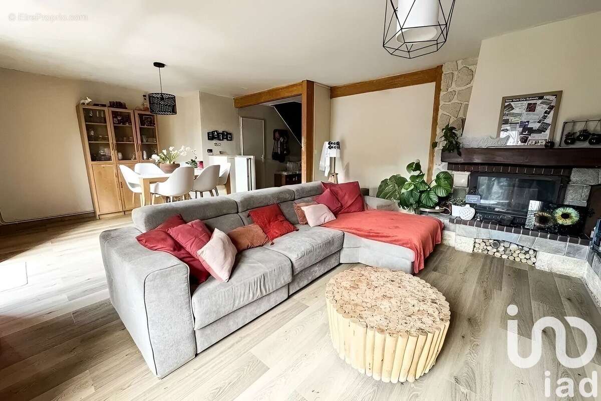 Photo 2 - Maison à THORIGNY-SUR-MARNE