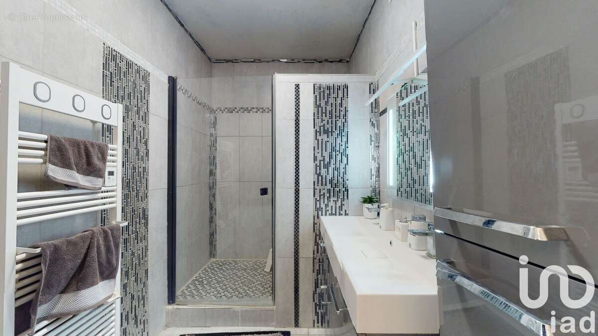 Photo 6 - Appartement à MARSEILLE-1E