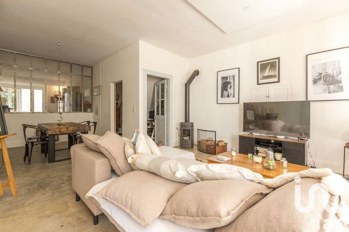 Photo 3 - Maison à MONTPEYROUX