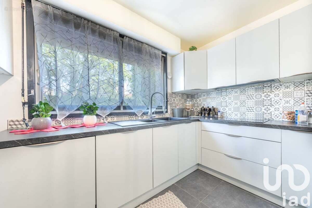 Photo 2 - Appartement à LE BOURGET