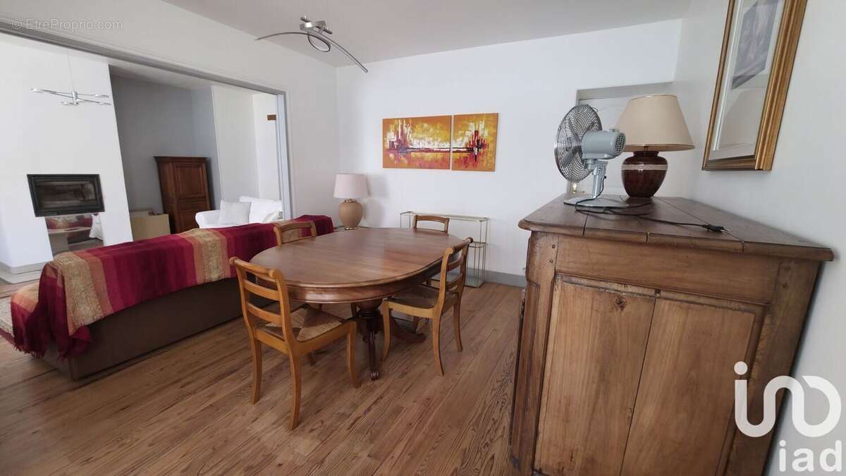 Photo 2 - Maison à GENERAC