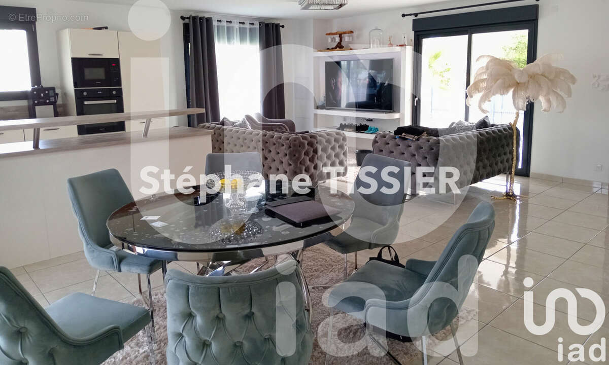 Photo 2 - Maison à CIRY-LE-NOBLE