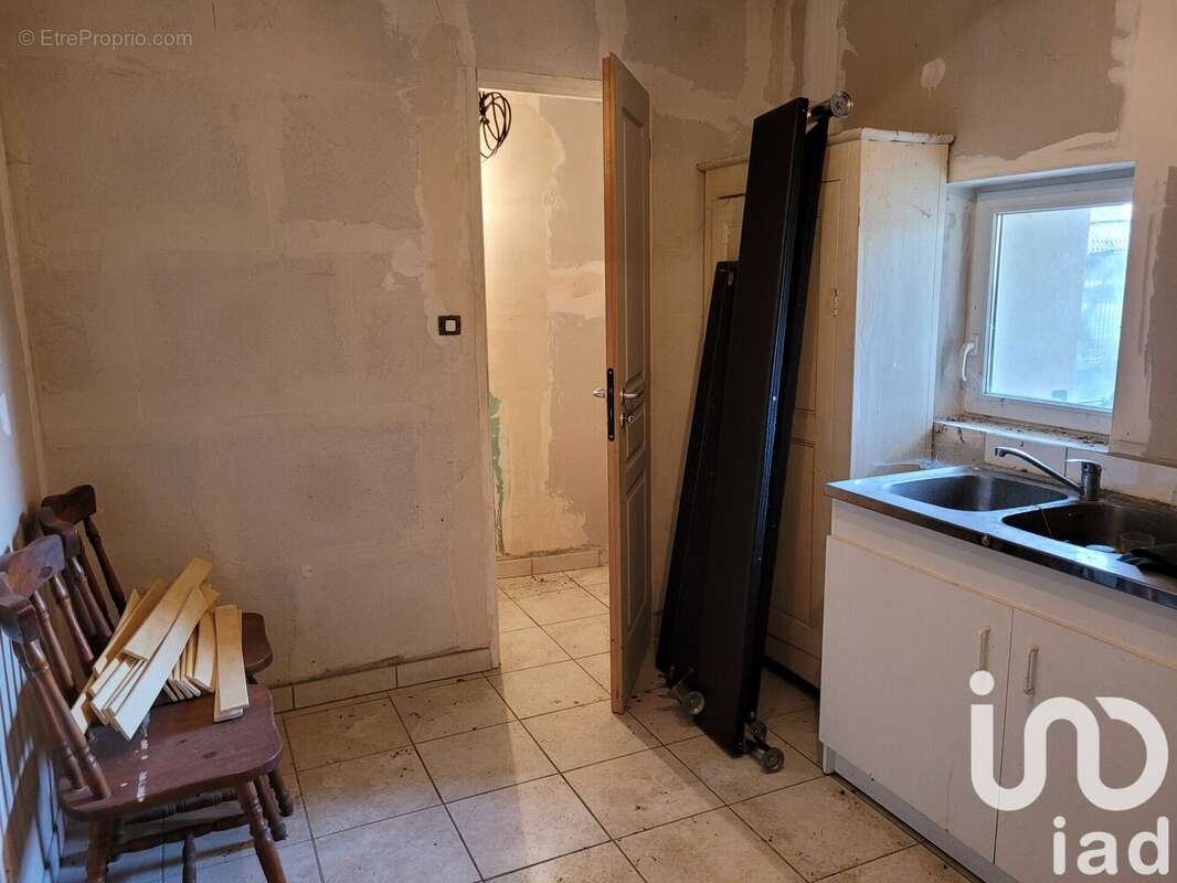 Photo 6 - Appartement à TOULON-SUR-ARROUX