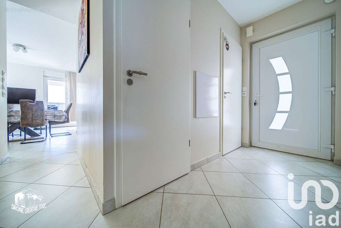 Photo 9 - Appartement à SAINT-JULIEN-LES-METZ