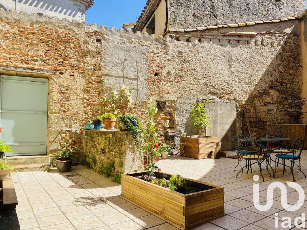 Photo 1 - Maison à MONTREAL