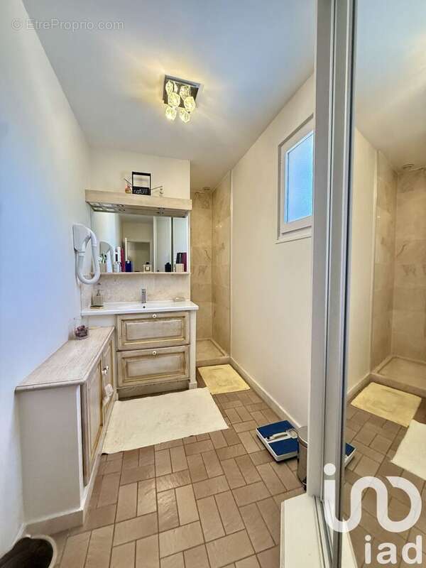 Photo 3 - Maison à VALREAS