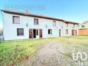 Photo 1 - Appartement à SAINT-YAN