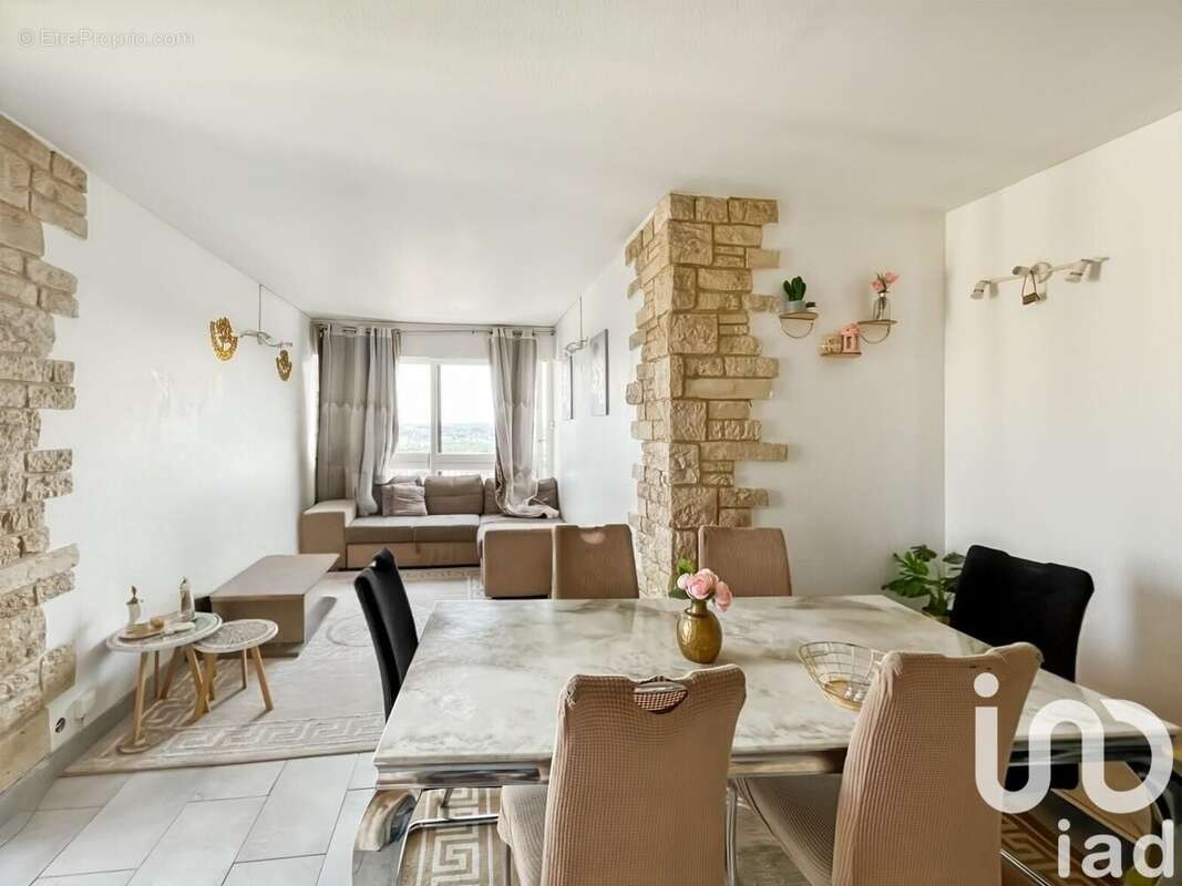 Photo 2 - Appartement à GRIGNY