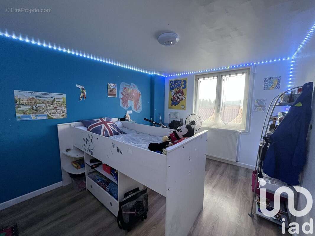 Photo 7 - Maison à SAINT-JUST-EN-CHEVALET