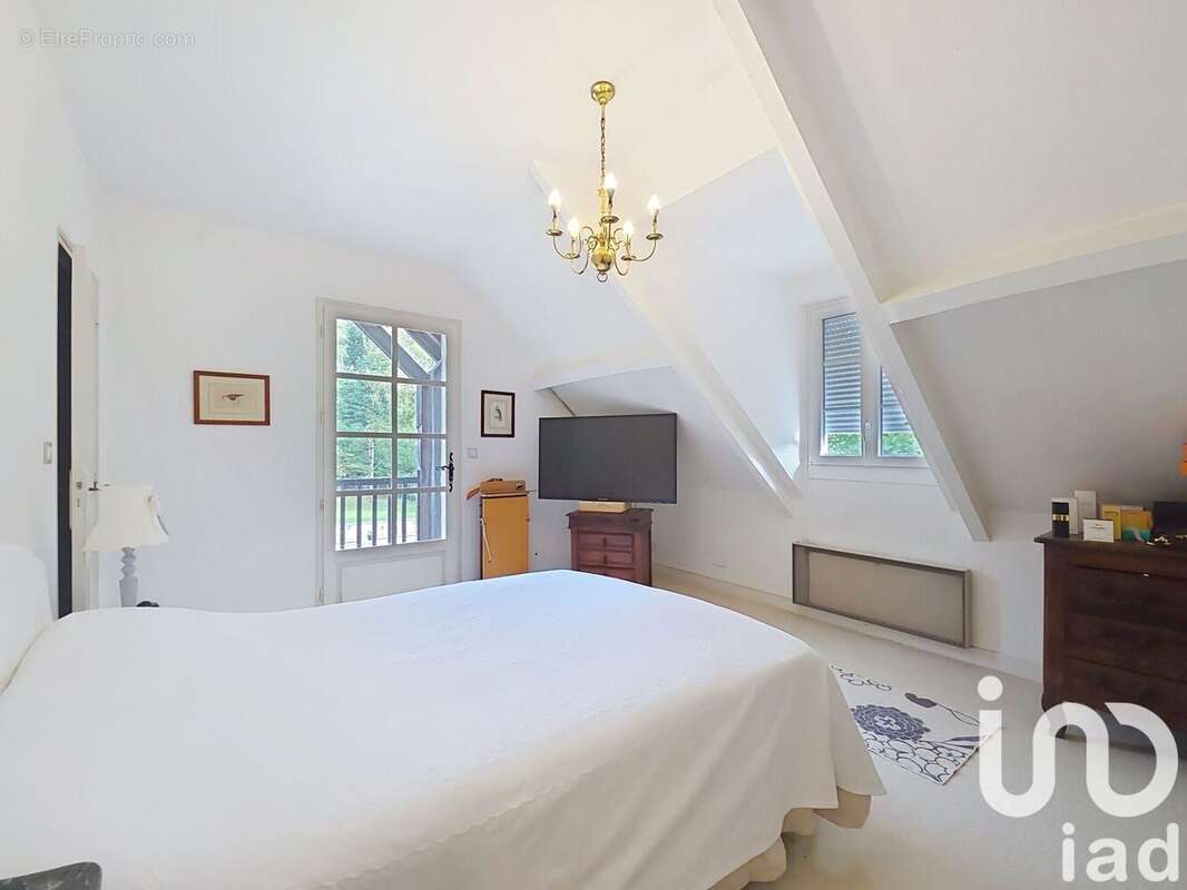 Photo 8 - Maison à JUILLAN