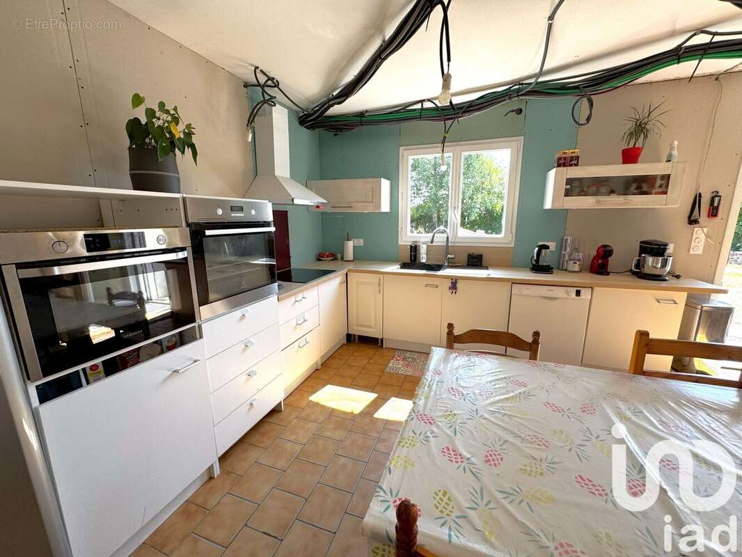 Photo 9 - Maison à MERVENT