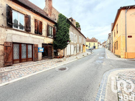 Photo 1 - Maison à TOULON-SUR-ARROUX
