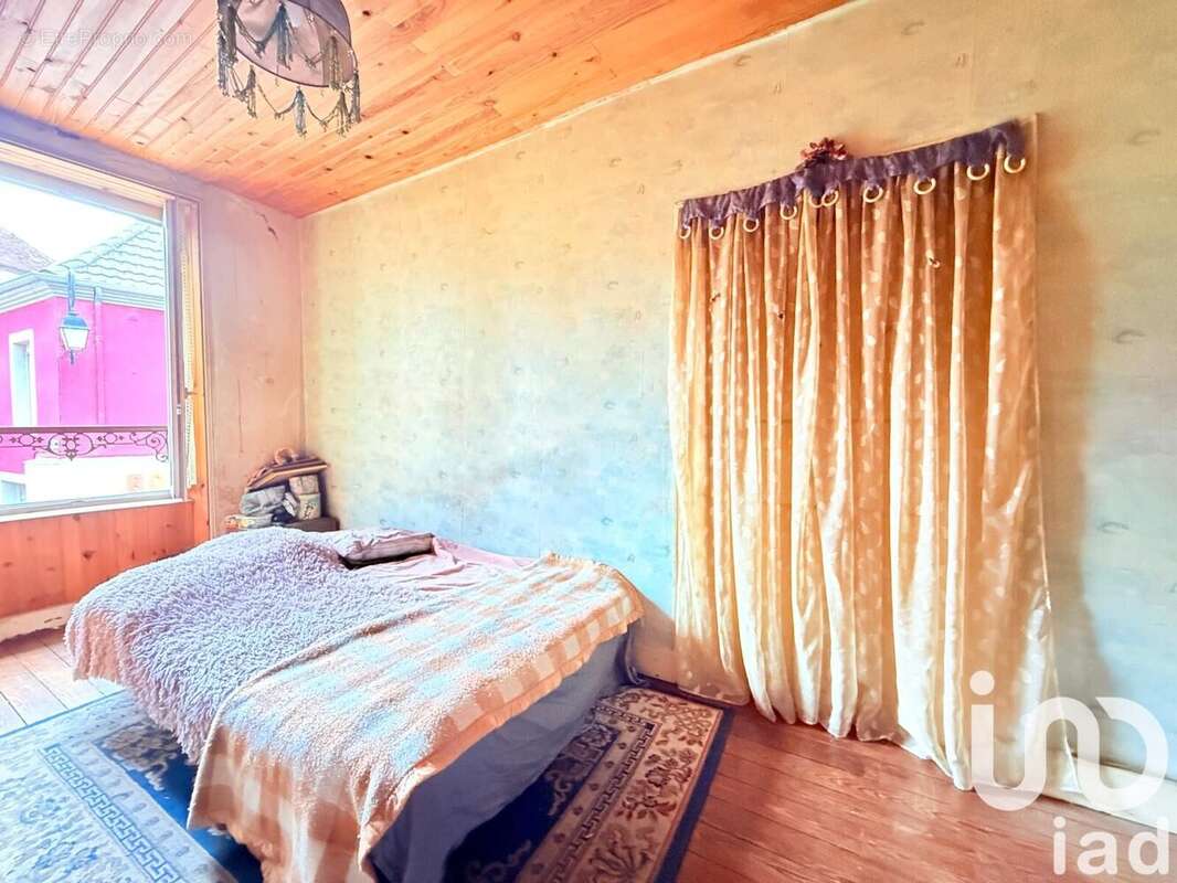 Photo 5 - Maison à TOULON-SUR-ARROUX