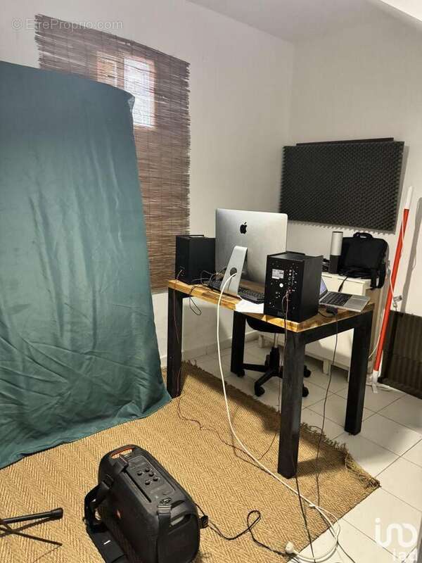 Photo 6 - Commerce à PORT-LOUIS