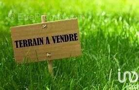 Photo 1 - Terrain à SAINT-GENIS-DE-SAINTONGE