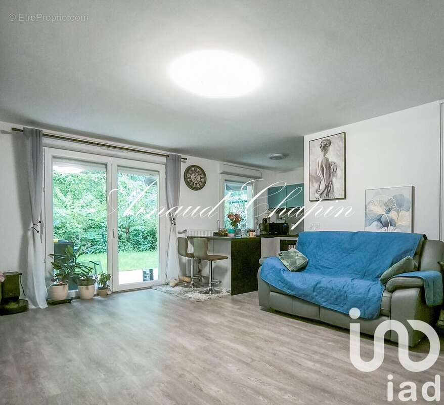 Photo 3 - Appartement à VAUJOURS