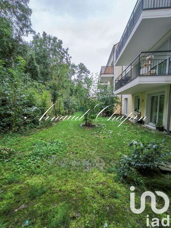 Photo 9 - Appartement à VAUJOURS