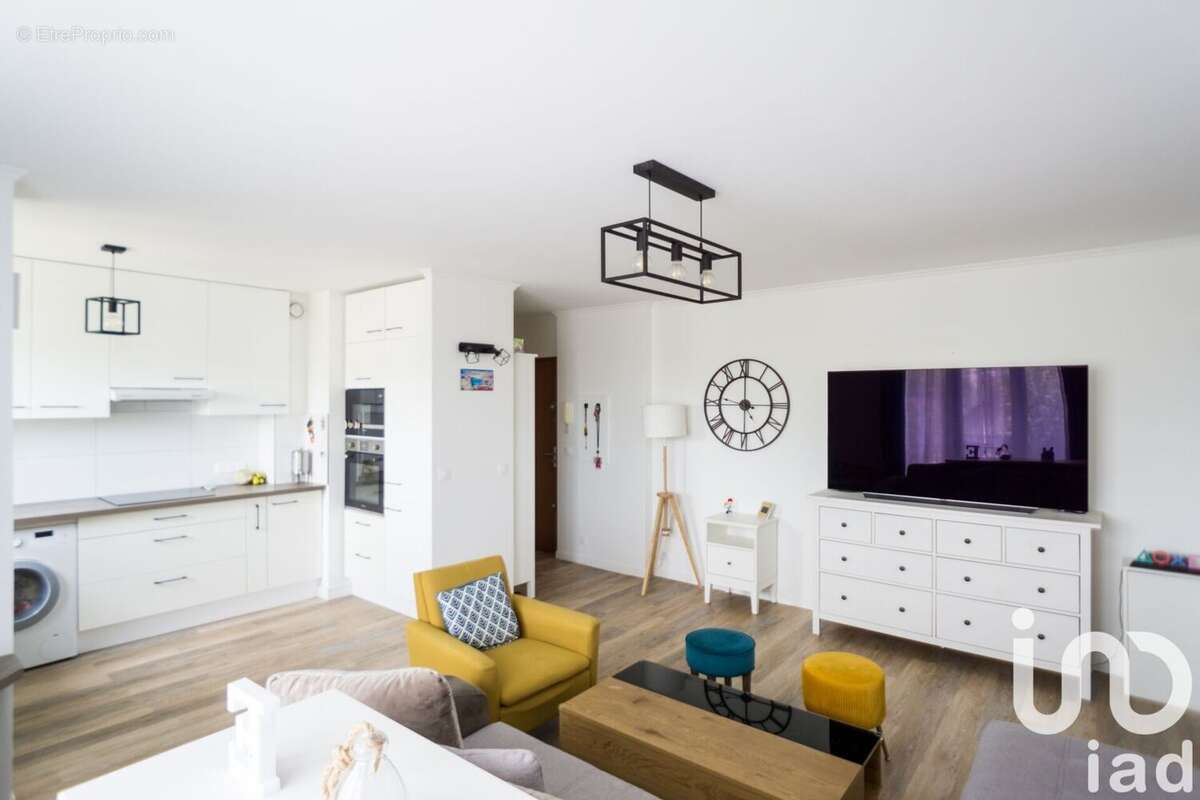 Photo 9 - Appartement à LIVRY-GARGAN