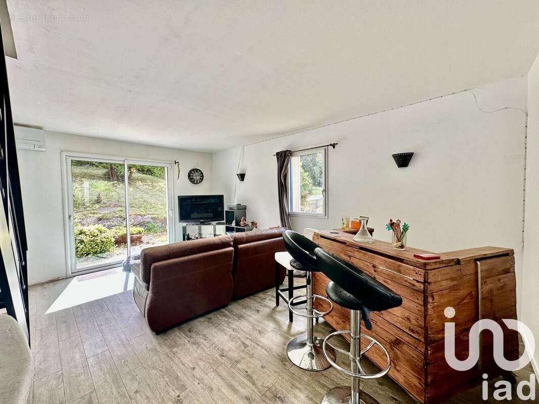 Photo 3 - Maison à ELLIANT