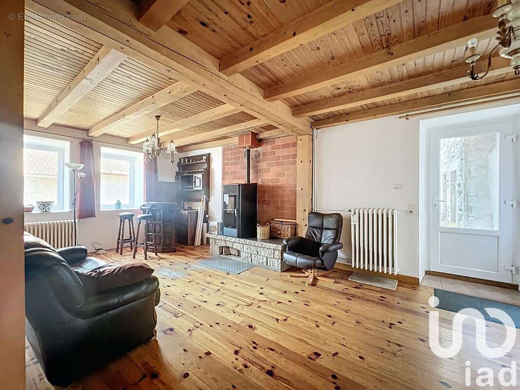 Photo 9 - Maison à CHAUDEYROLLES