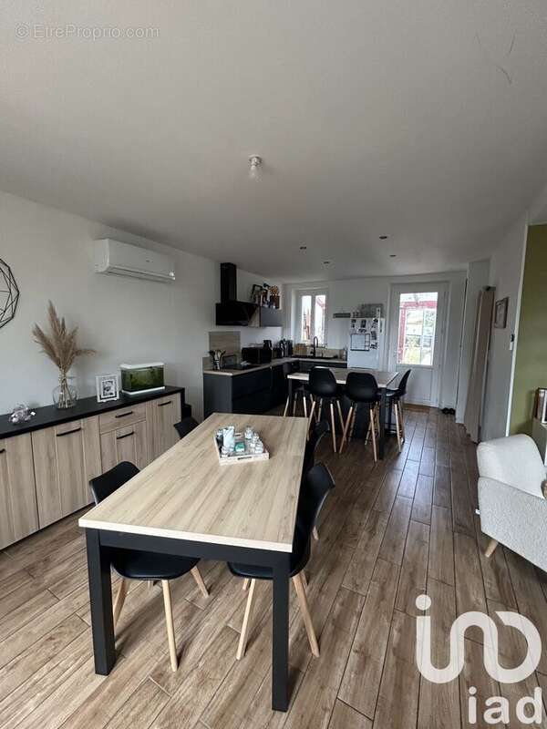 Photo 3 - Maison à VILLENEUVE-SUR-YONNE