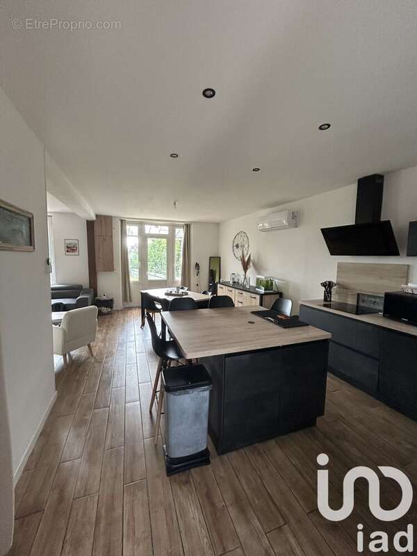 Photo 4 - Maison à VILLENEUVE-SUR-YONNE