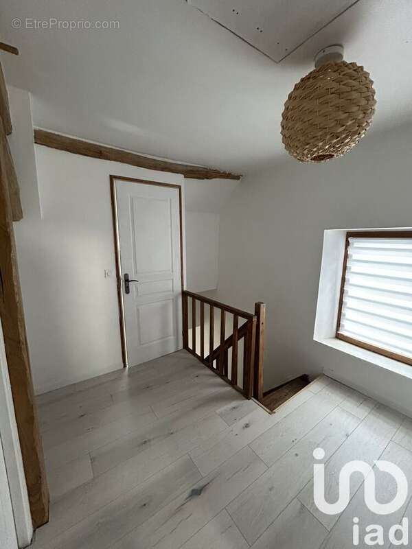 Photo 6 - Maison à VILLENEUVE-SUR-YONNE