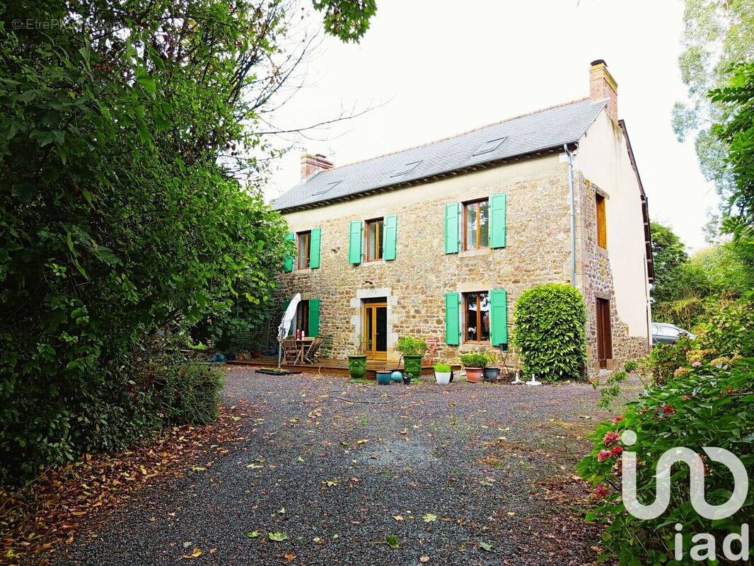 Photo 1 - Maison à LA CHAPELLE-CHAUSSEE