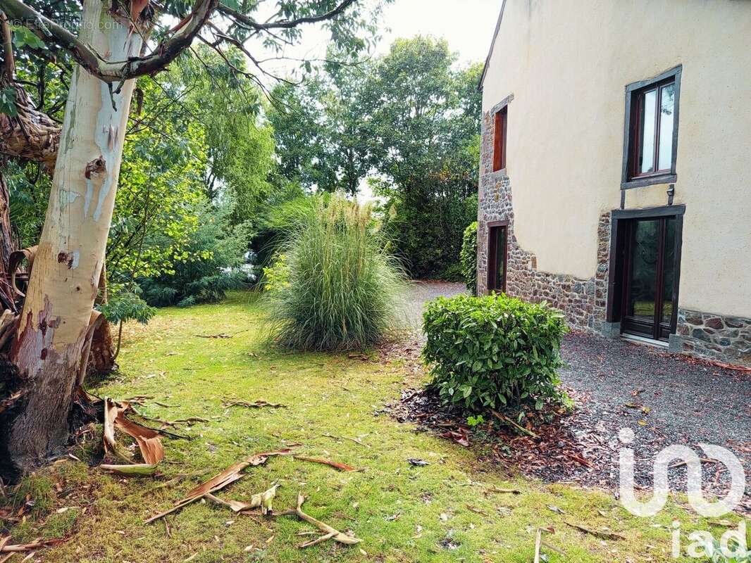 Photo 2 - Maison à LA CHAPELLE-CHAUSSEE