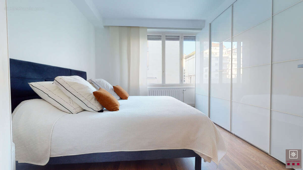 Appartement à LYON-6E