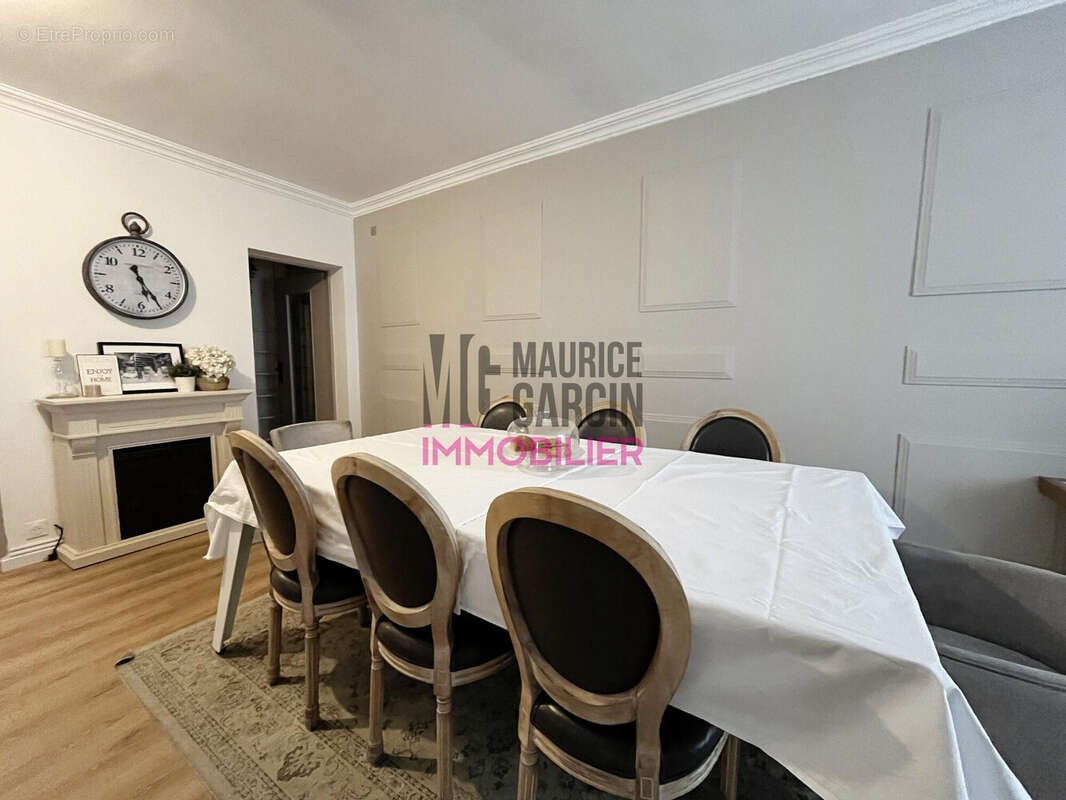 Maison à CAUMONT-SUR-DURANCE