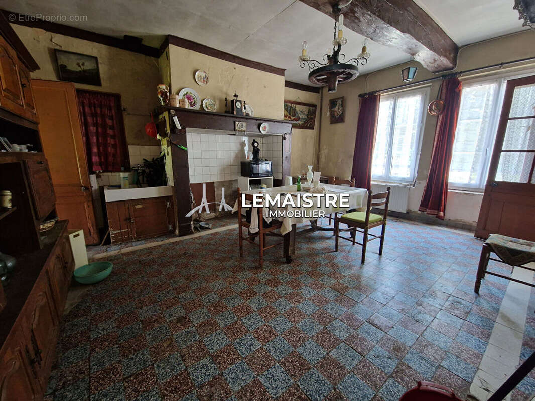 Maison à SAINT-ROMAIN-DE-COLBOSC