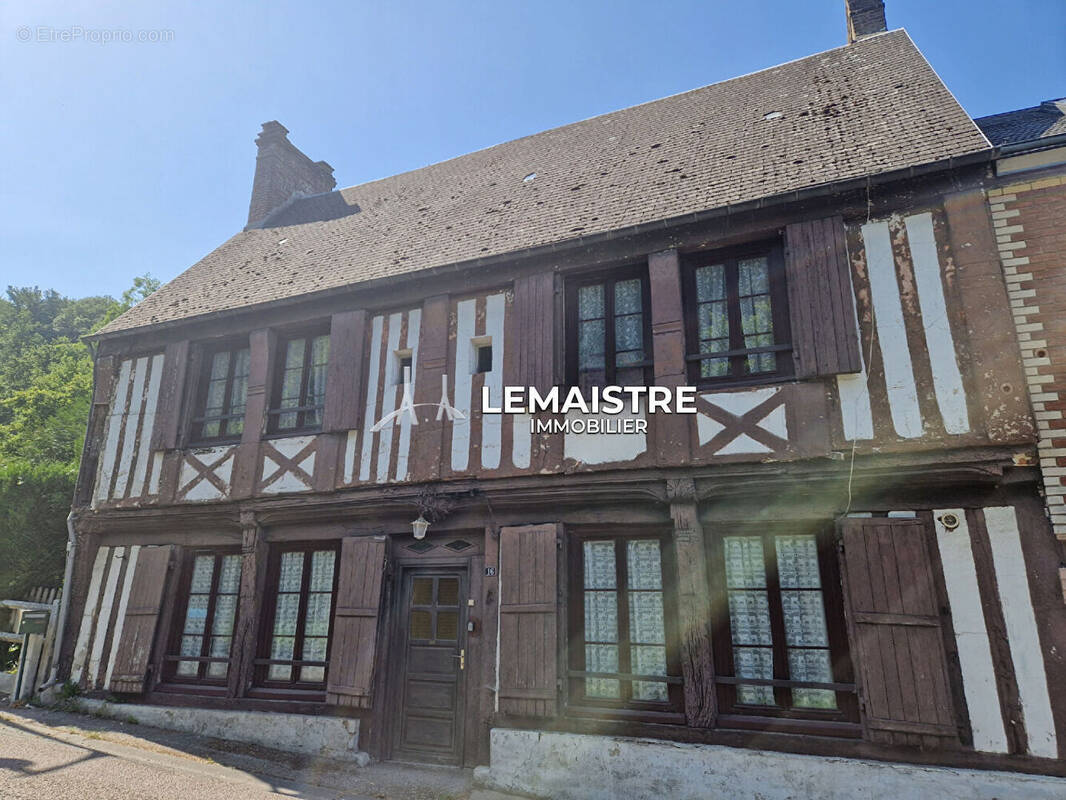 Maison à SAINT-ROMAIN-DE-COLBOSC