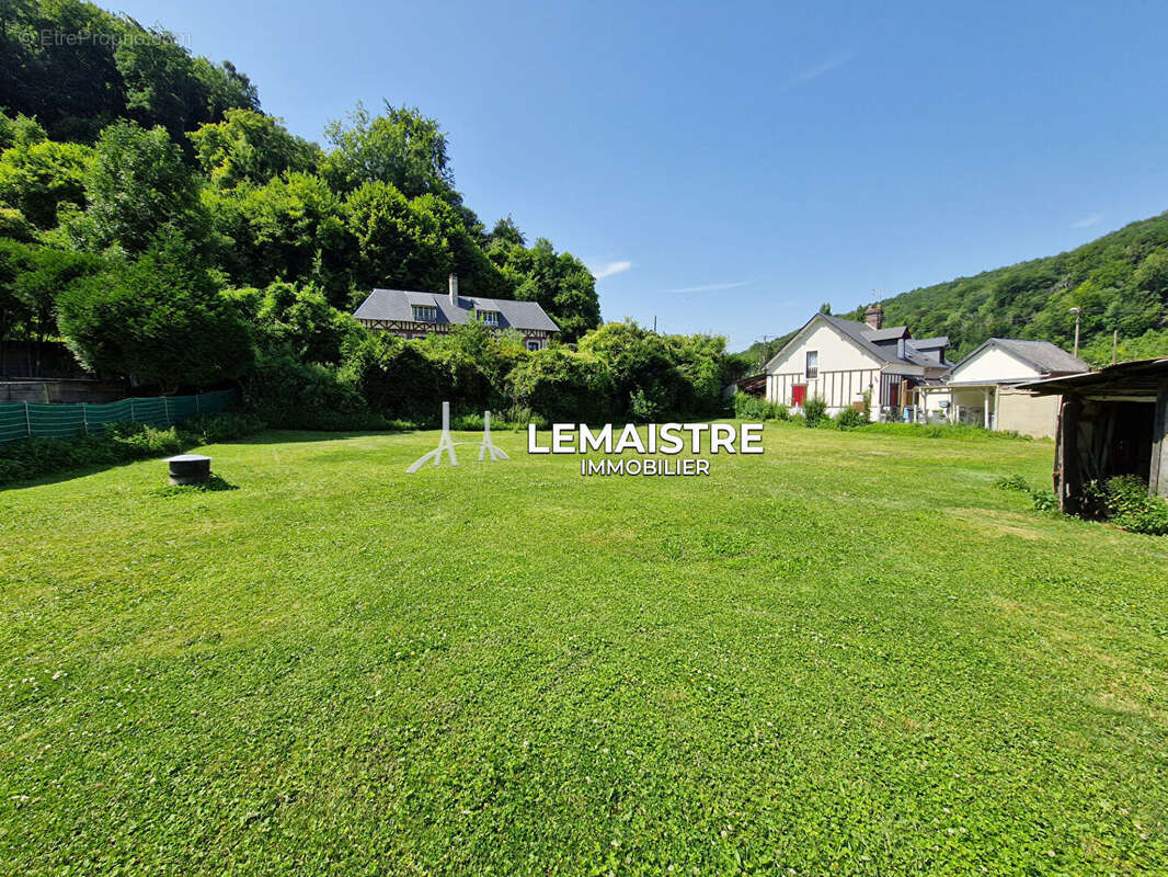 Maison à SAINT-ROMAIN-DE-COLBOSC